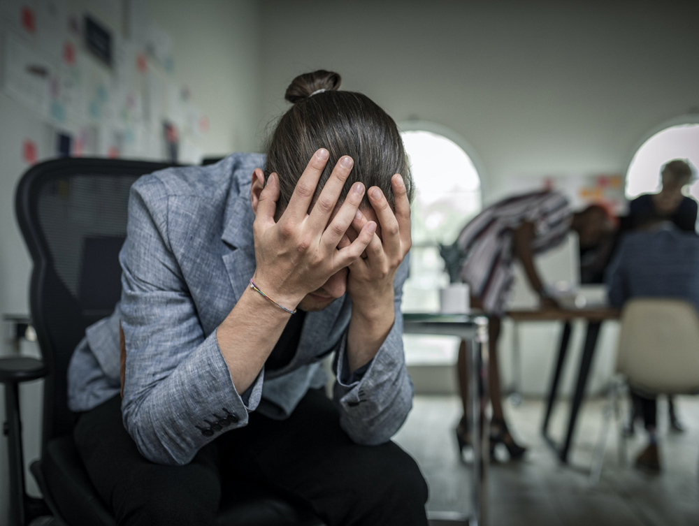 Экстремальная психология: динамика психологических реакций в условиях экстремальных ситуаций — от шока до восстановления и посттравматического роста